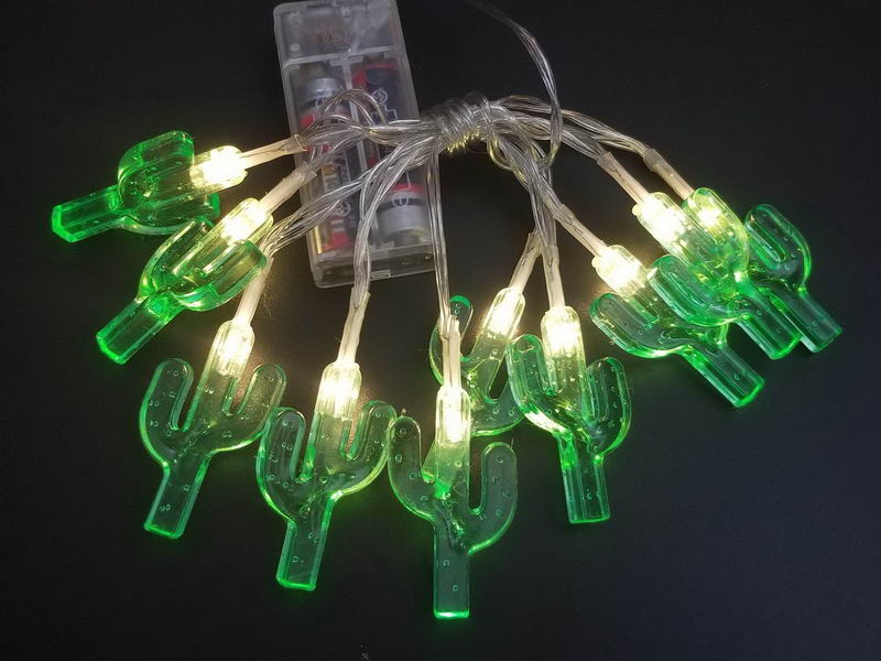 LED string lights with Cactus